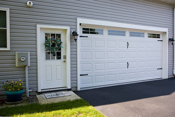 24/7 Emergency Garage Door Roller Replacement experts in Troy, NC